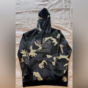 XL Adidas Camouflage Men’s Hoodie.